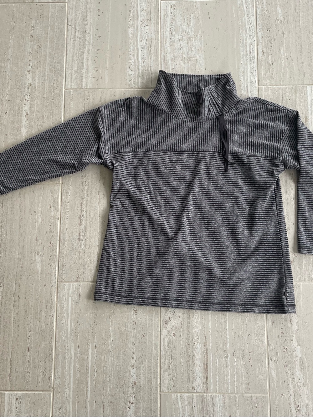 Talbots Charcoal gray black knit mock neck tunic top